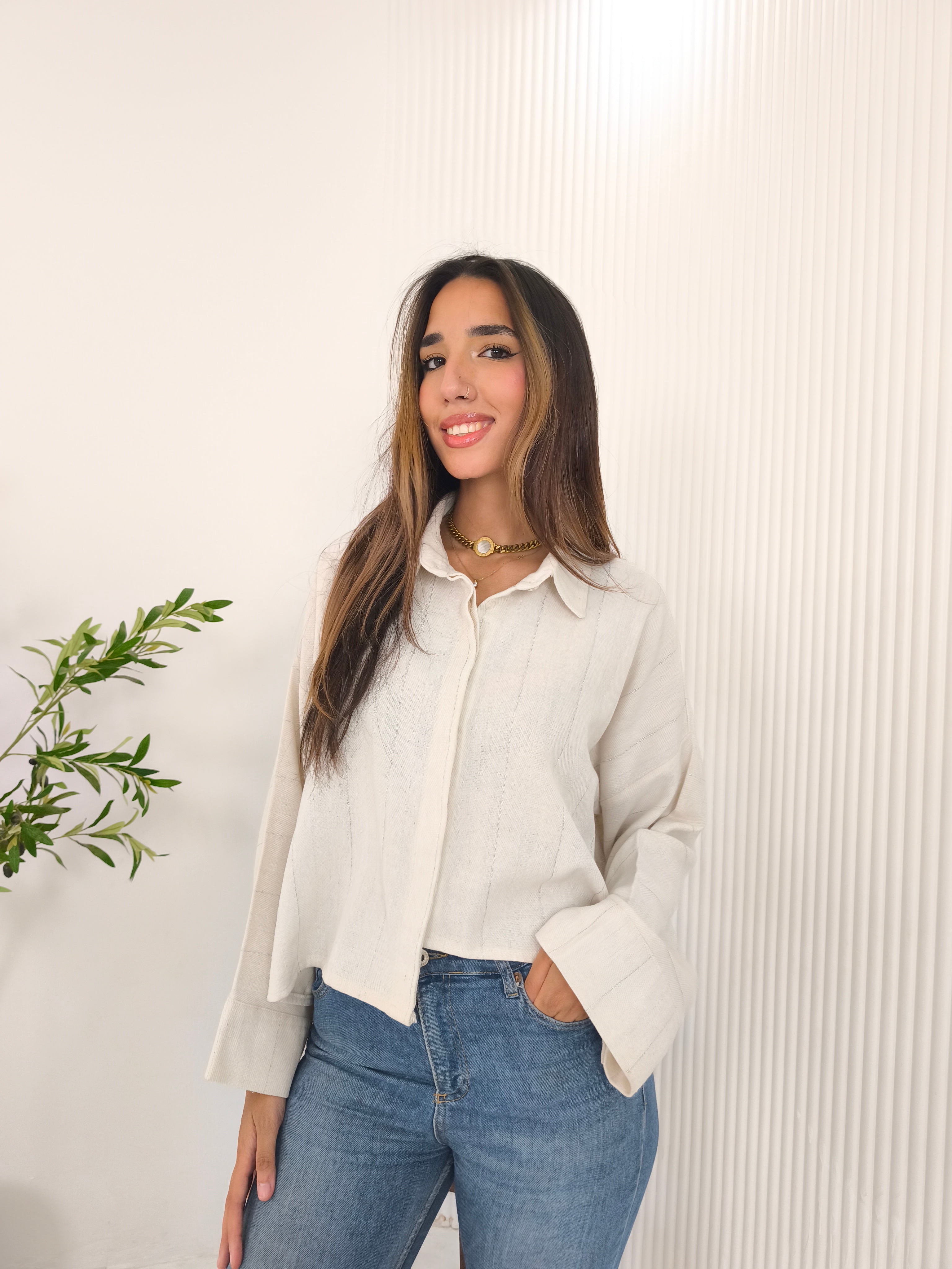 Asymmetrical bej linen chemise